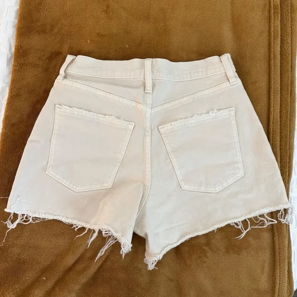 Universal Thread Cream High Waisted Shorts - Picture 3 of 4
